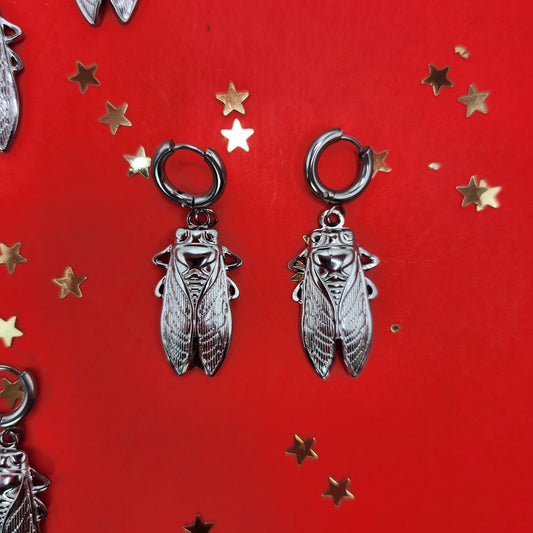Boucle d'oreille Cigale
